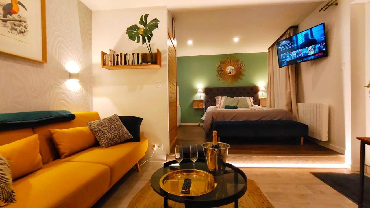 Votre Escale Jungle Sauna & Spa Ниор Екстериор снимка